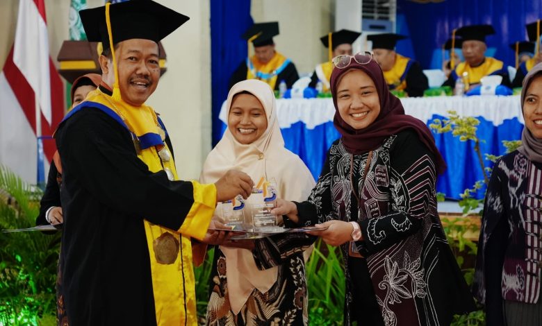 Selamat! Prodi Pendidikan Bahasa Dan Sastra Indonesia Dapatkan Penghargaan Pada Milad Universitas Muhammadiyah Jember Ke 43